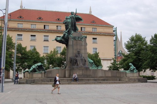 Памятник Франтишеку Палацкому (František Palacký)