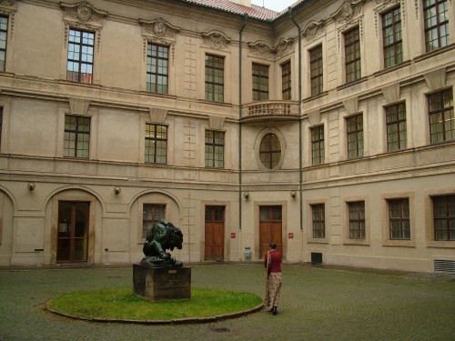Штернбергский дворец (Šternberský Palác)