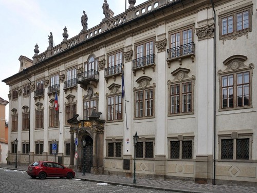 Ностицкий дворец (Nostický palác)