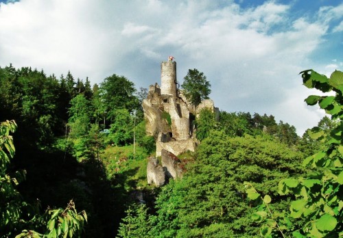 Замок Фридштейн (Hrad Frýdštejn) Замок Фридштейн (Hrad Frýdštejn)