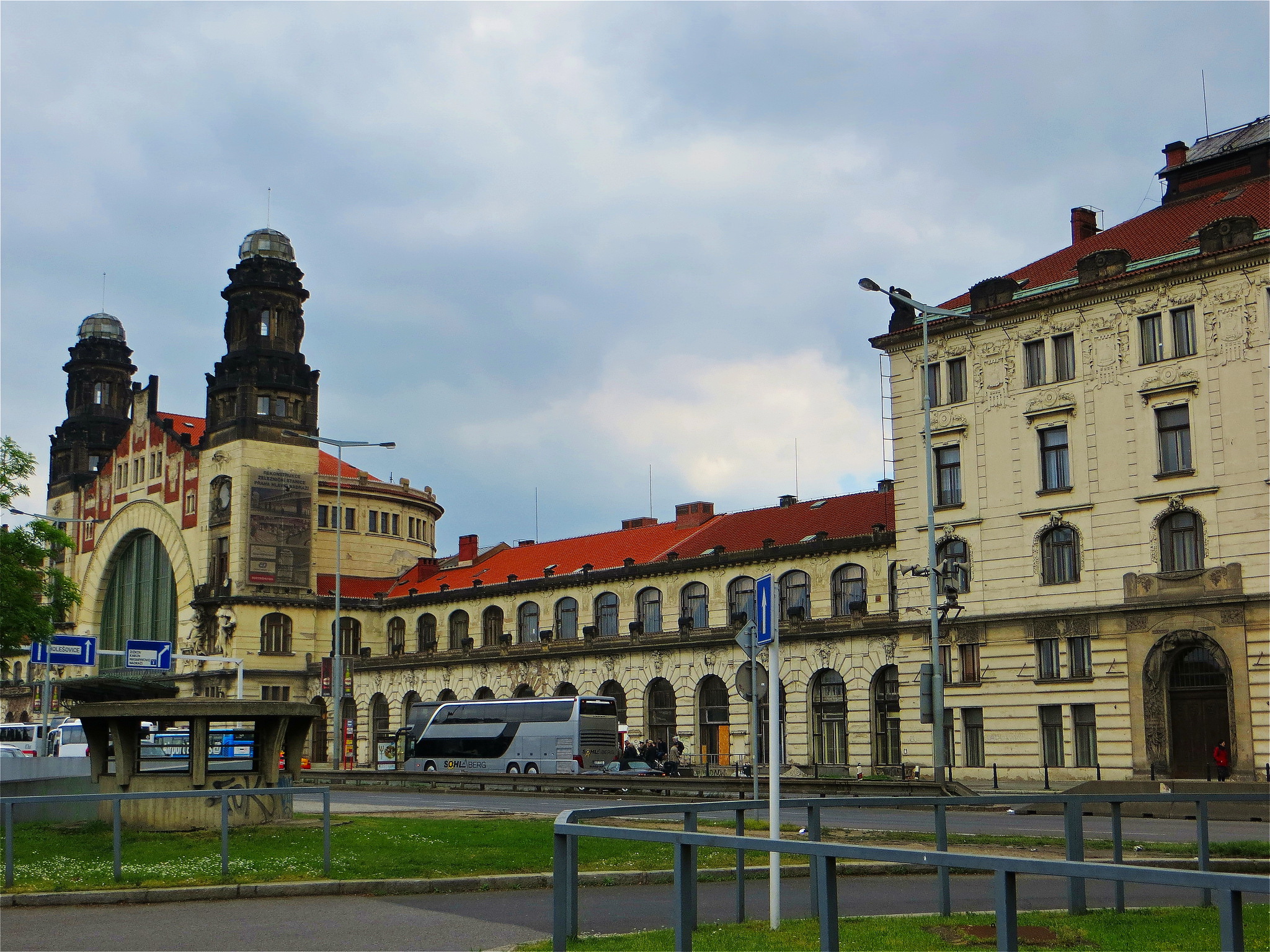 Фасад здания архитектора Фантаны