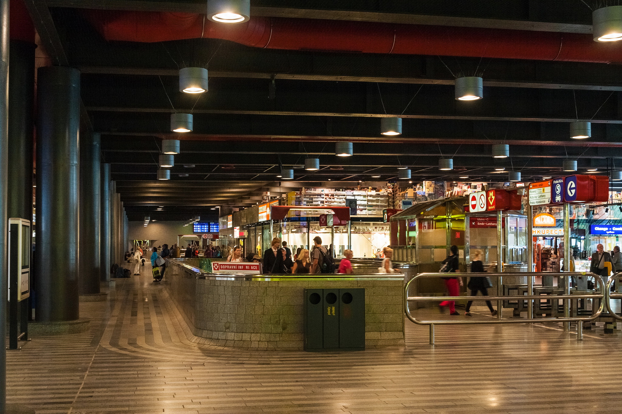 Выход к метро