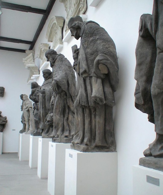 Лапидариум национального музея (Lapidárium Národního muzea)