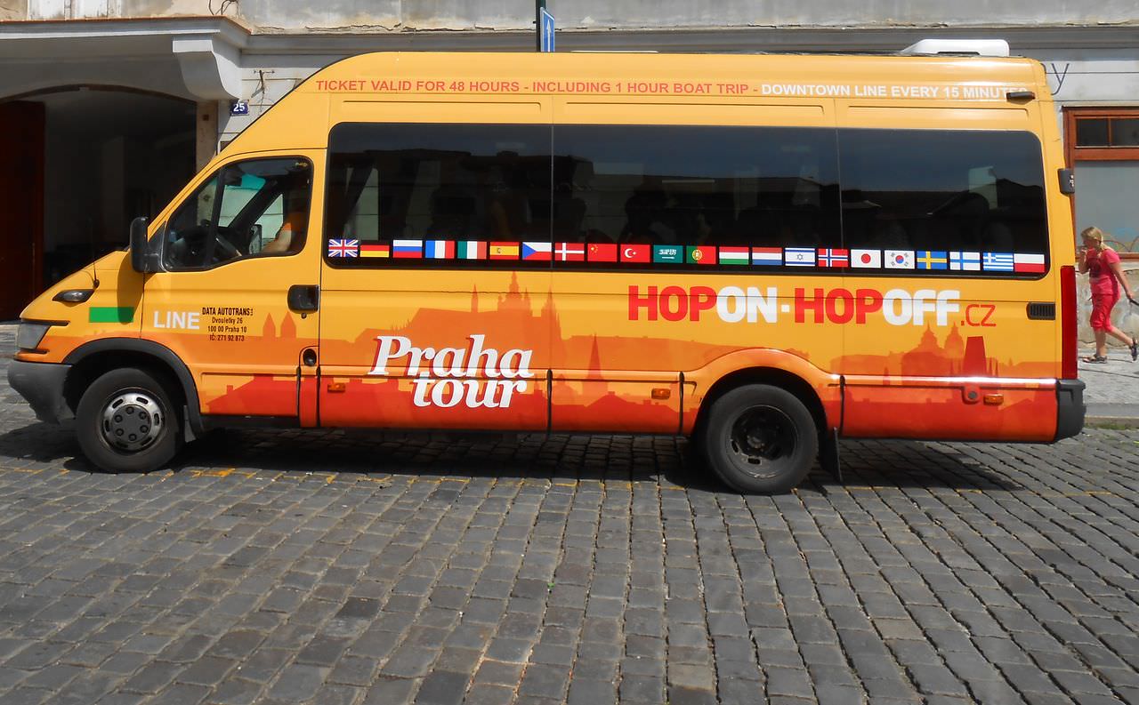 Экскурсионный автобус Hop on-Hop off по Праге