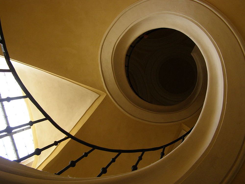 Лестница в церкви