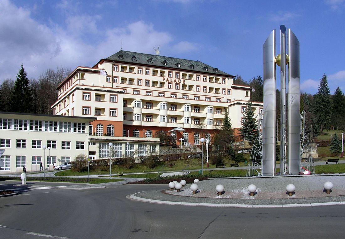 Лугачовице (Luhačovice)