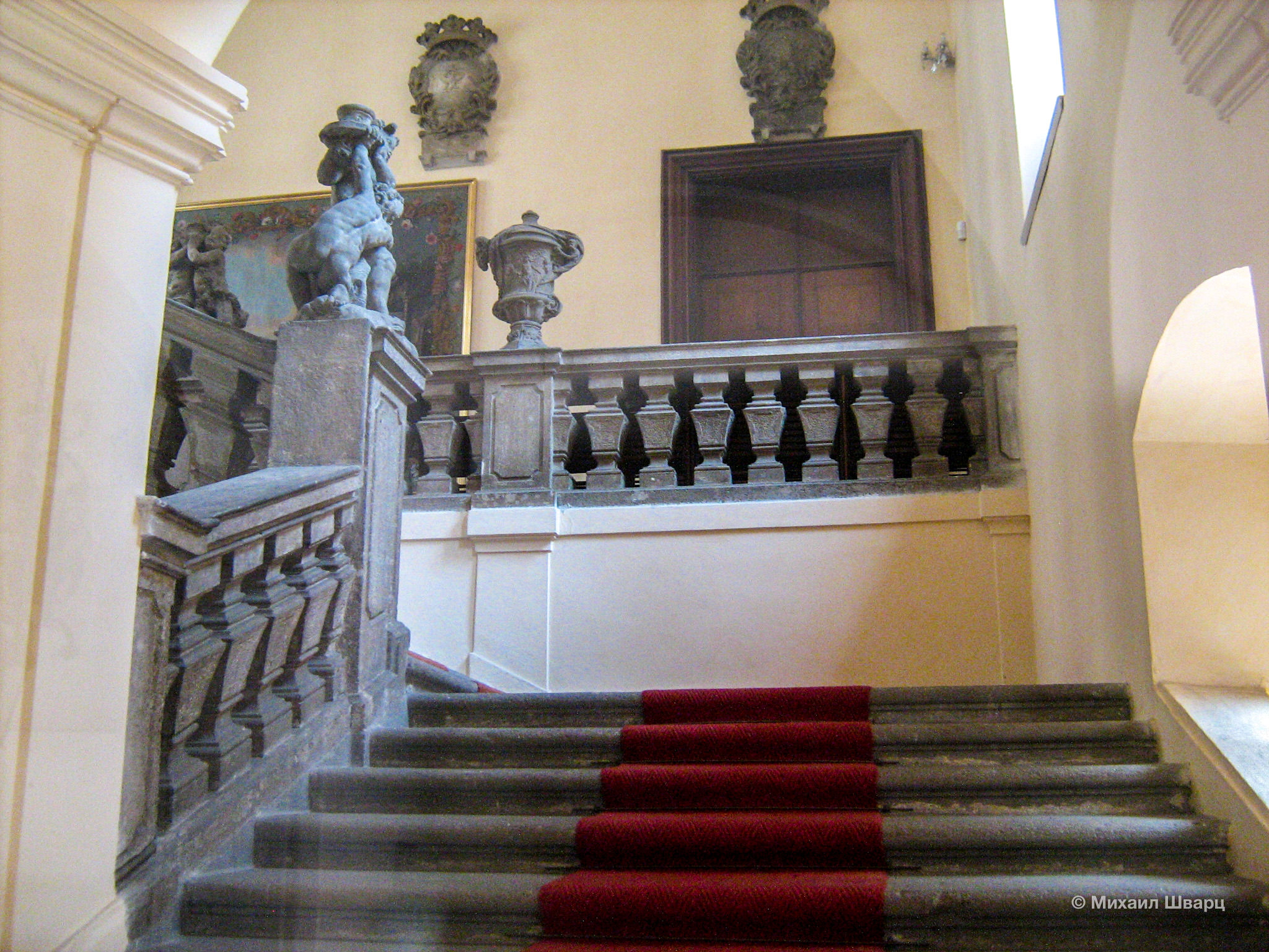 Парадная лестница