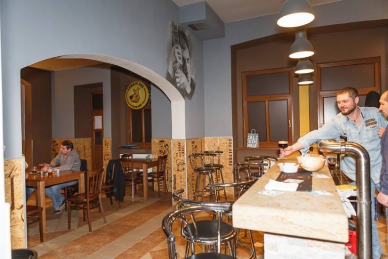 В баре Zubatý pes