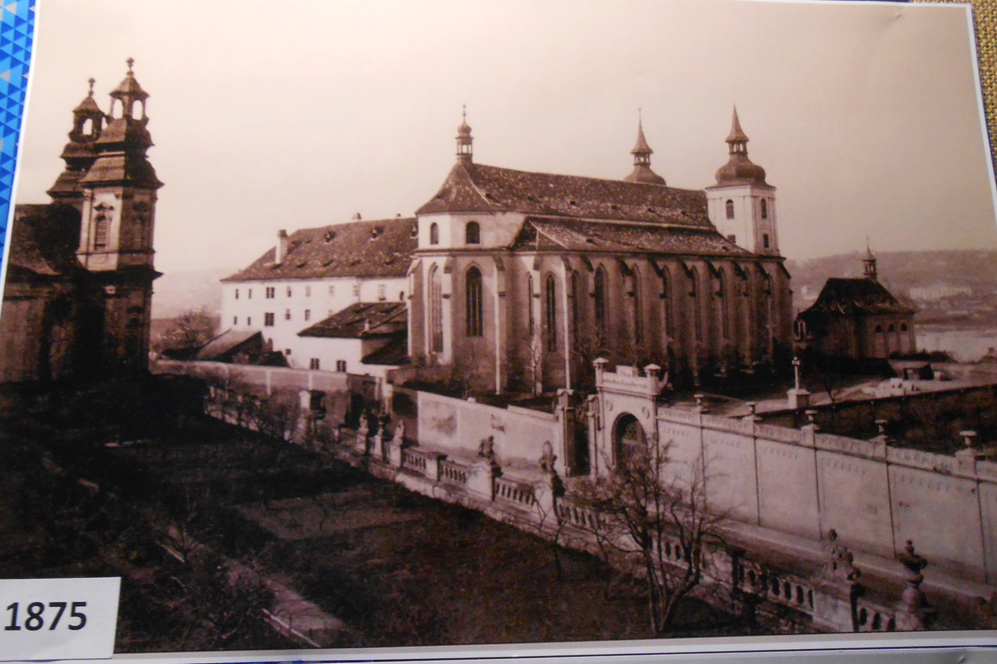 Таким был Эмаузы в 1875 году