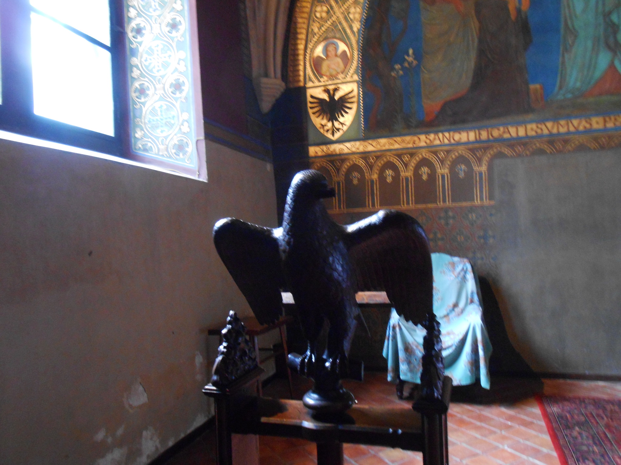 Детали интерьера императорской часовни - работы мастеров бойронской школы