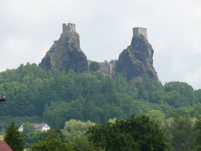 Замок Троски (Hrad Trosky)