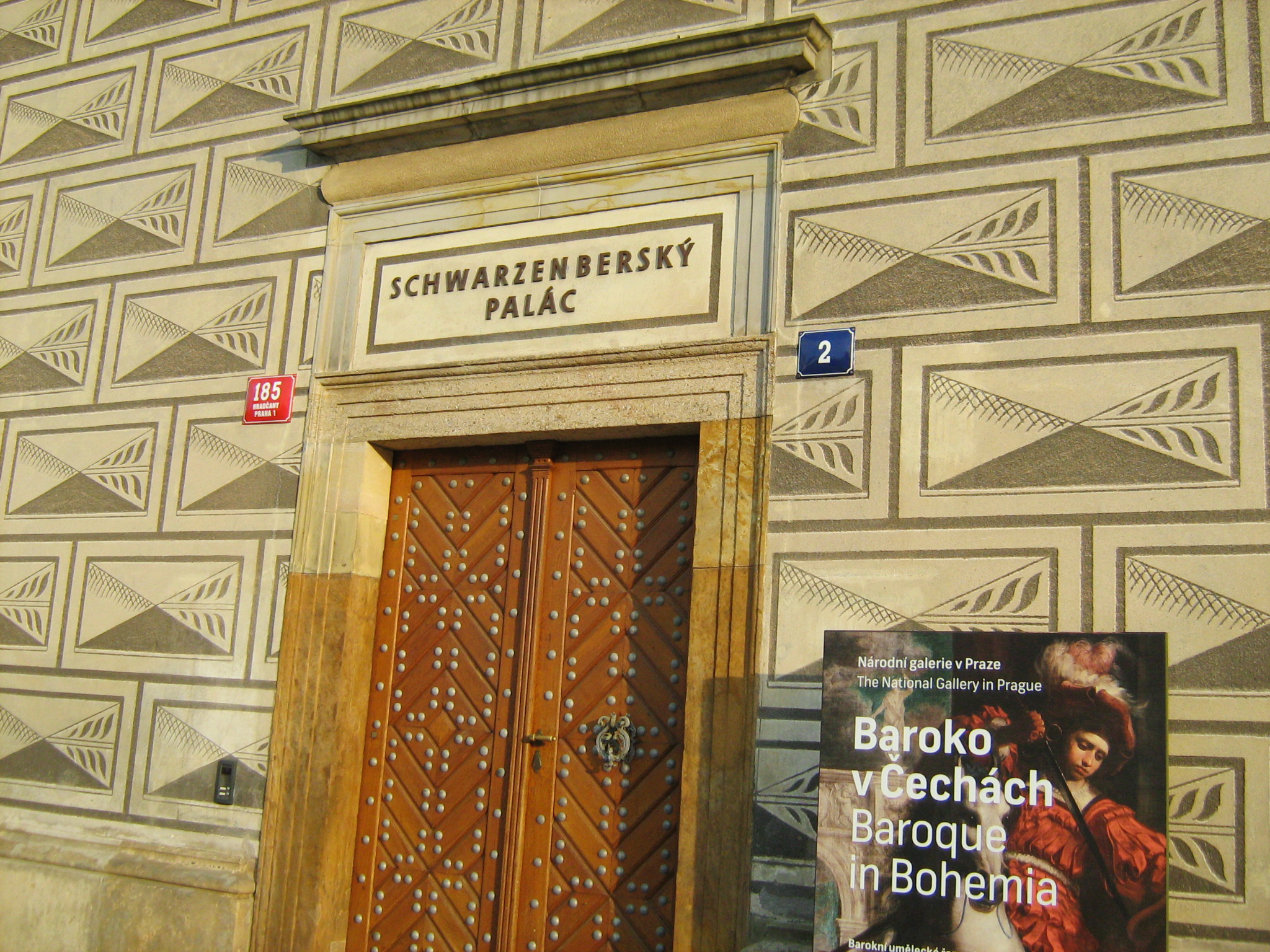 Теперь дворец принадлежит Национальной галерее