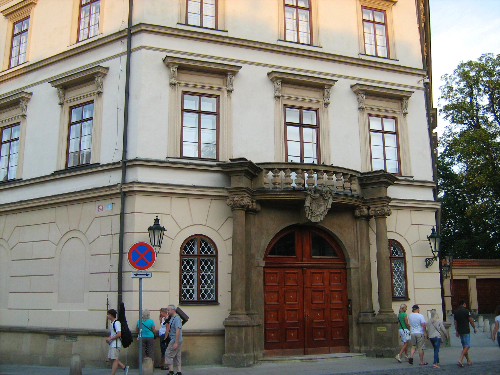 Фасад здания