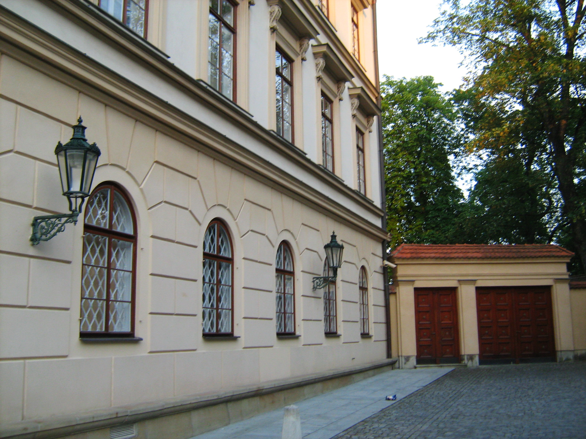 Вид с правой стороны