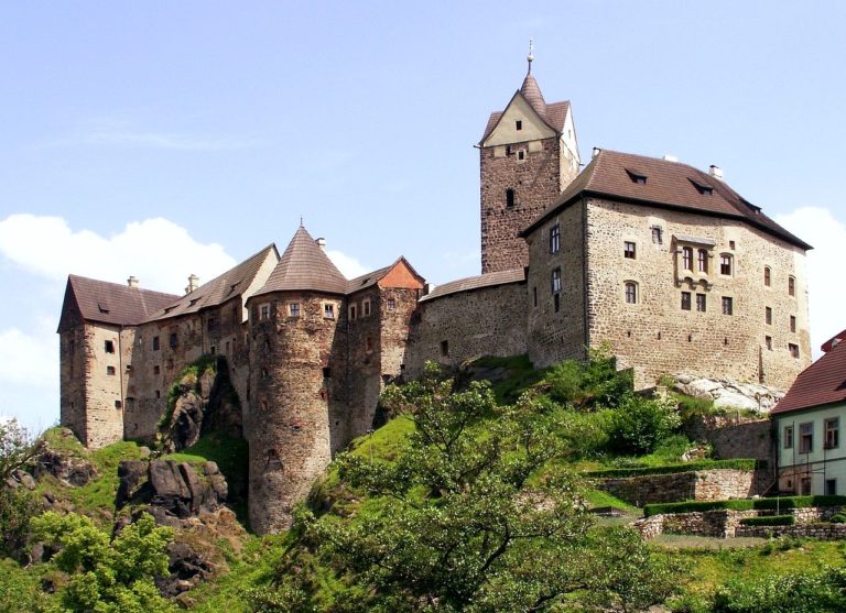 Замок Локет (Hrad Loket)