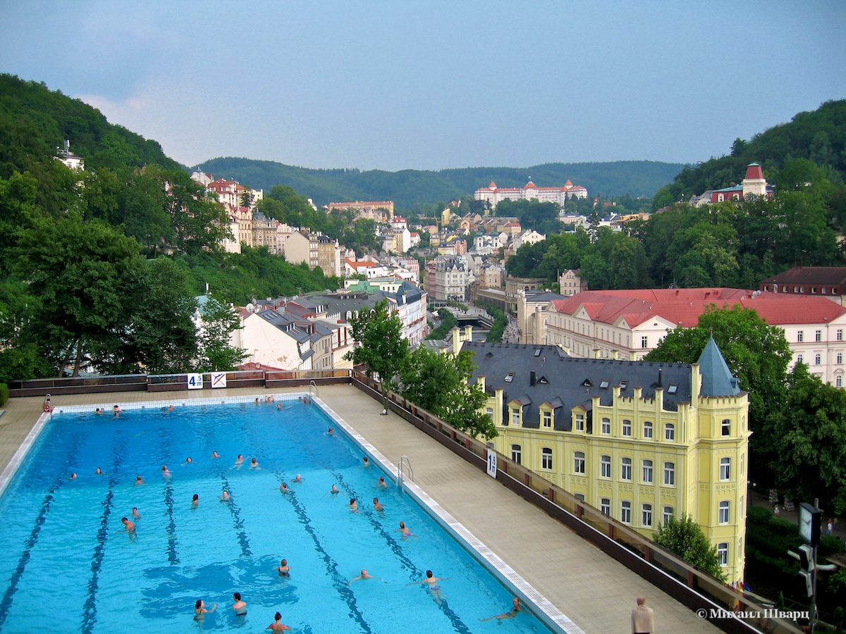 Термальный бассейн в отеле Thermal