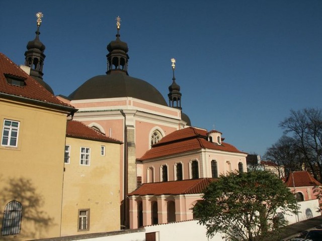 Церковь девы Марии и святого Карла Великого (Kostel Panny Marie a svatého Karla Velikého)