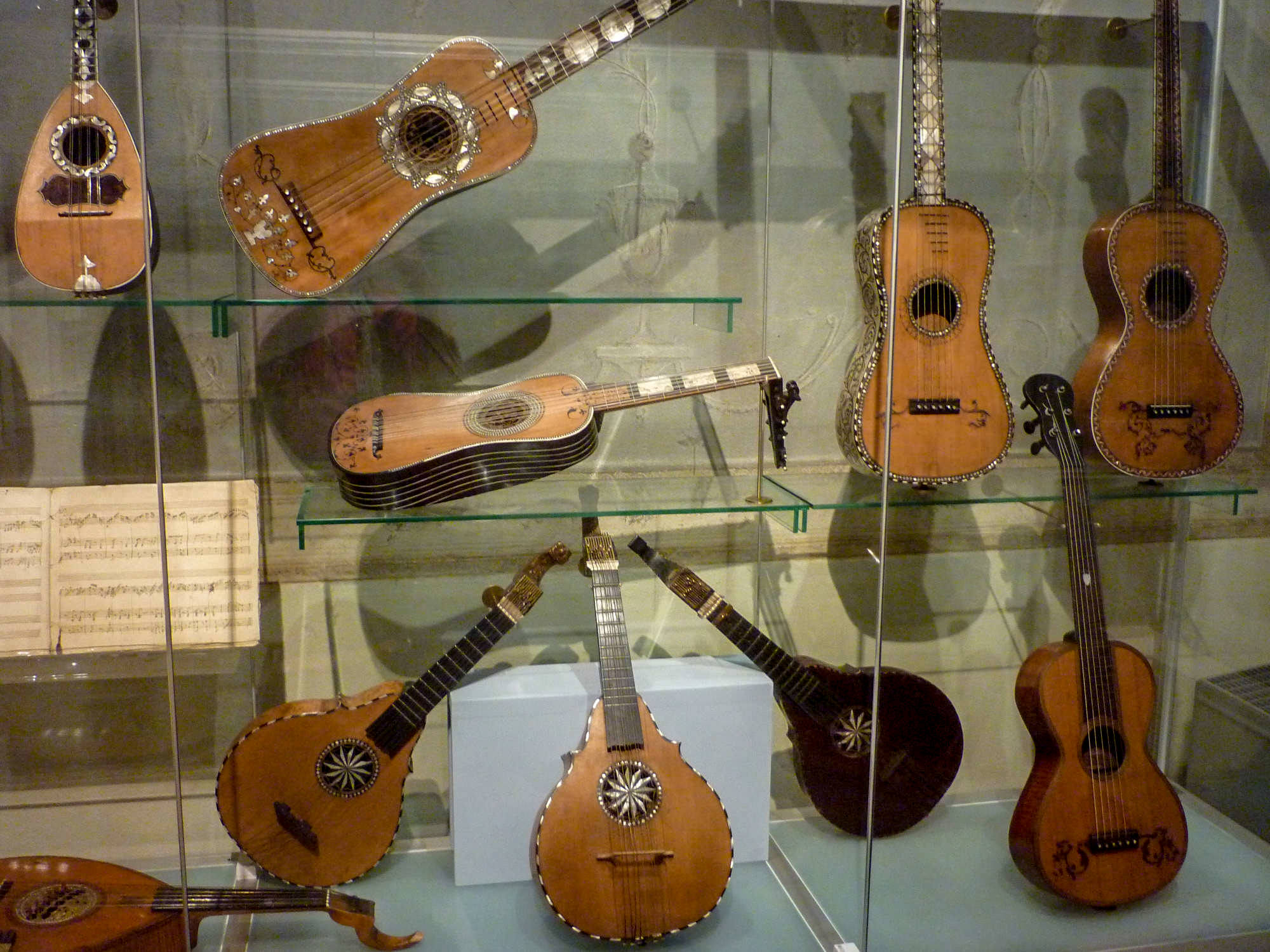 Струнные инструменты