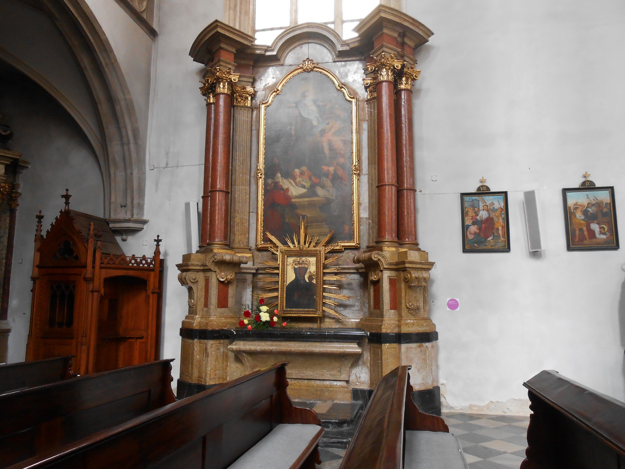 Боковой алтарь