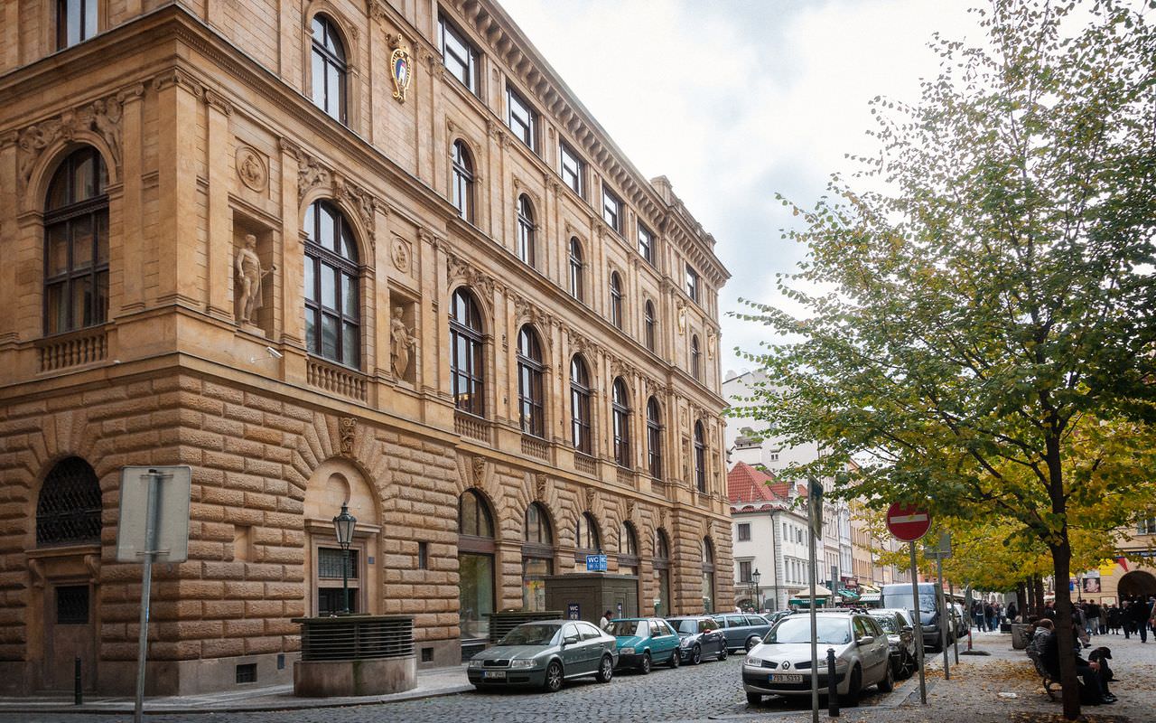 История здания Чешской сберкассы