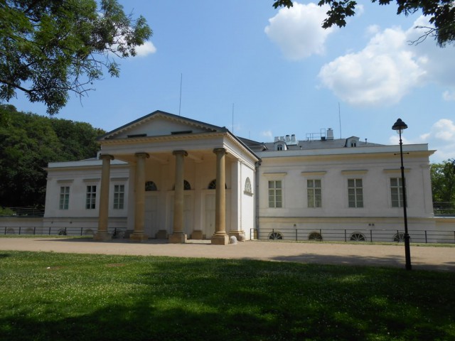 Летний дворец Кинских (Letohrádek Kinských)