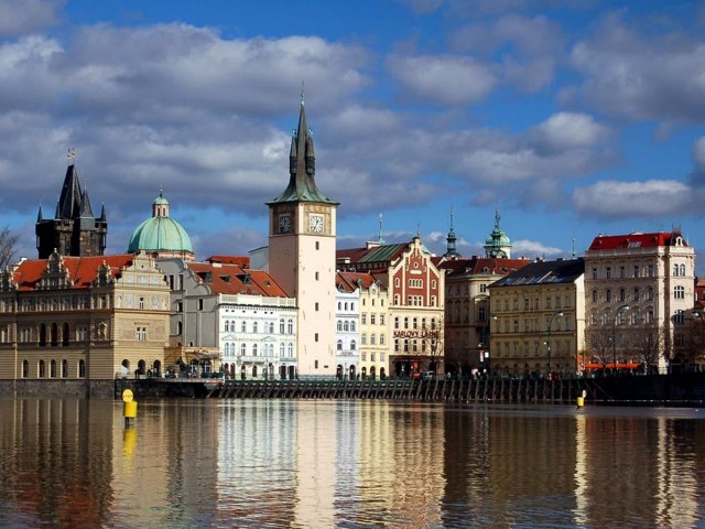 Староместская водонапорная башня (Staroměstská vodárenská věž), Карловы бани (Karlovy Lázně), "Бельвю" (Bellevue)