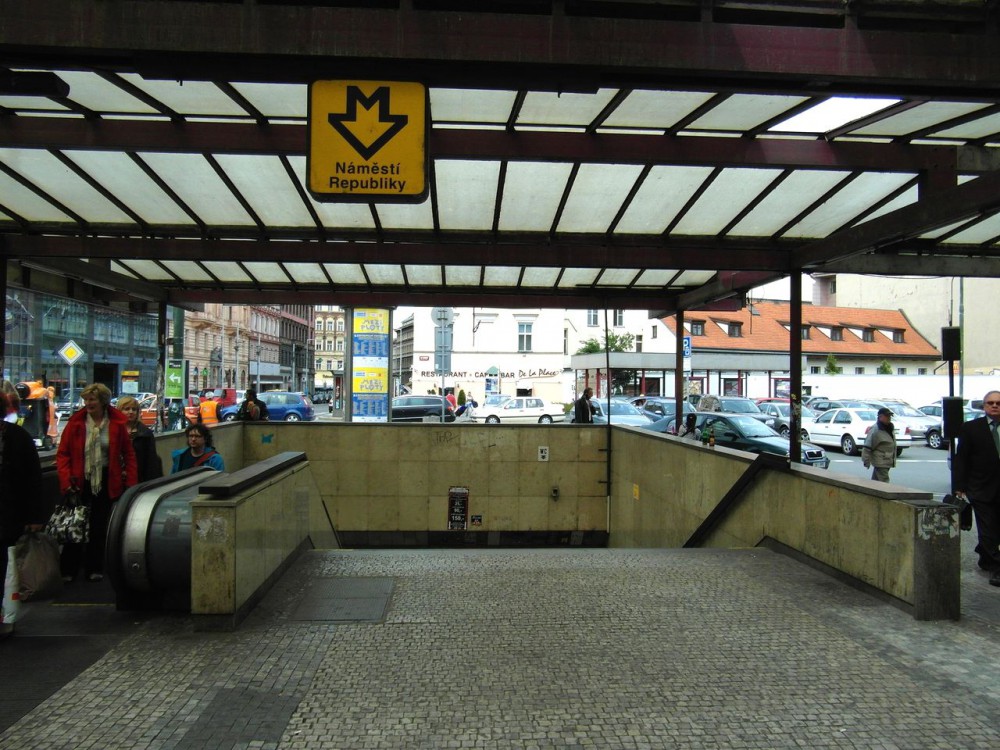 Станция метро Náměstí Republiky