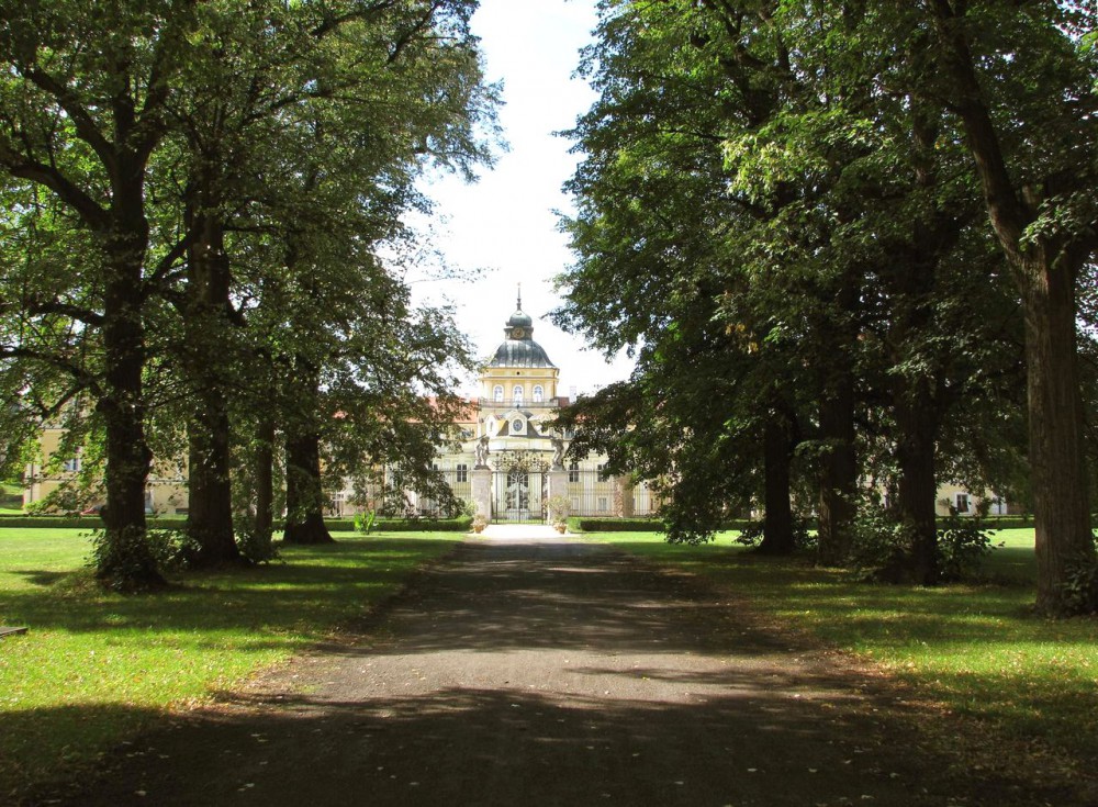 Замковый парк