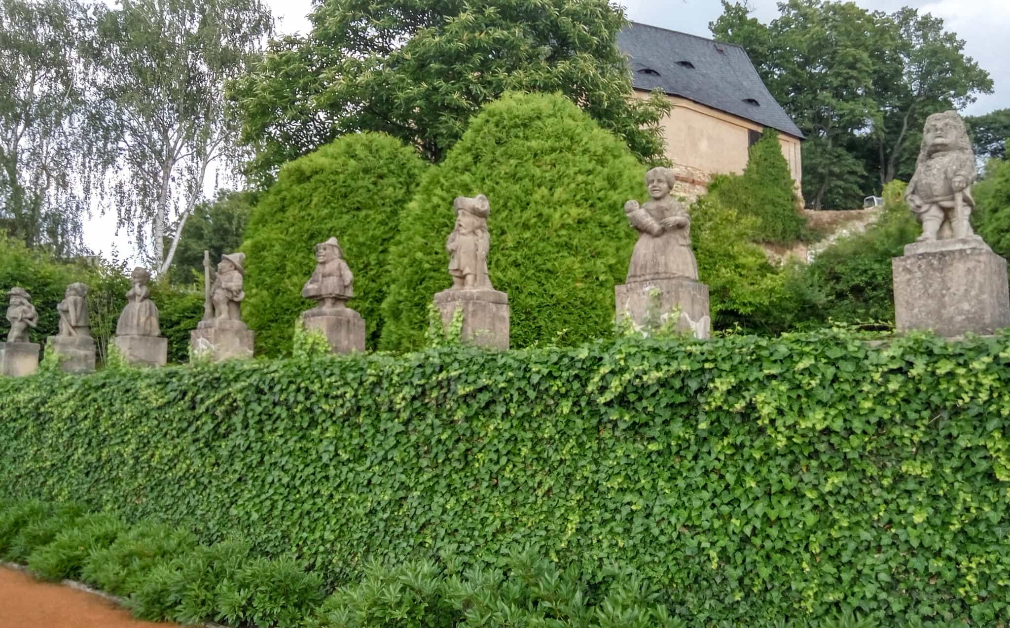 Парковые скульптуры