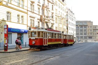 «Ностальгическое путешествие» по Праге на исторических трамваях