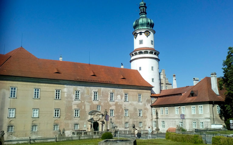 Замок Нове-Место-над-Метуйи (Zámek Nové Město Nad Metují)