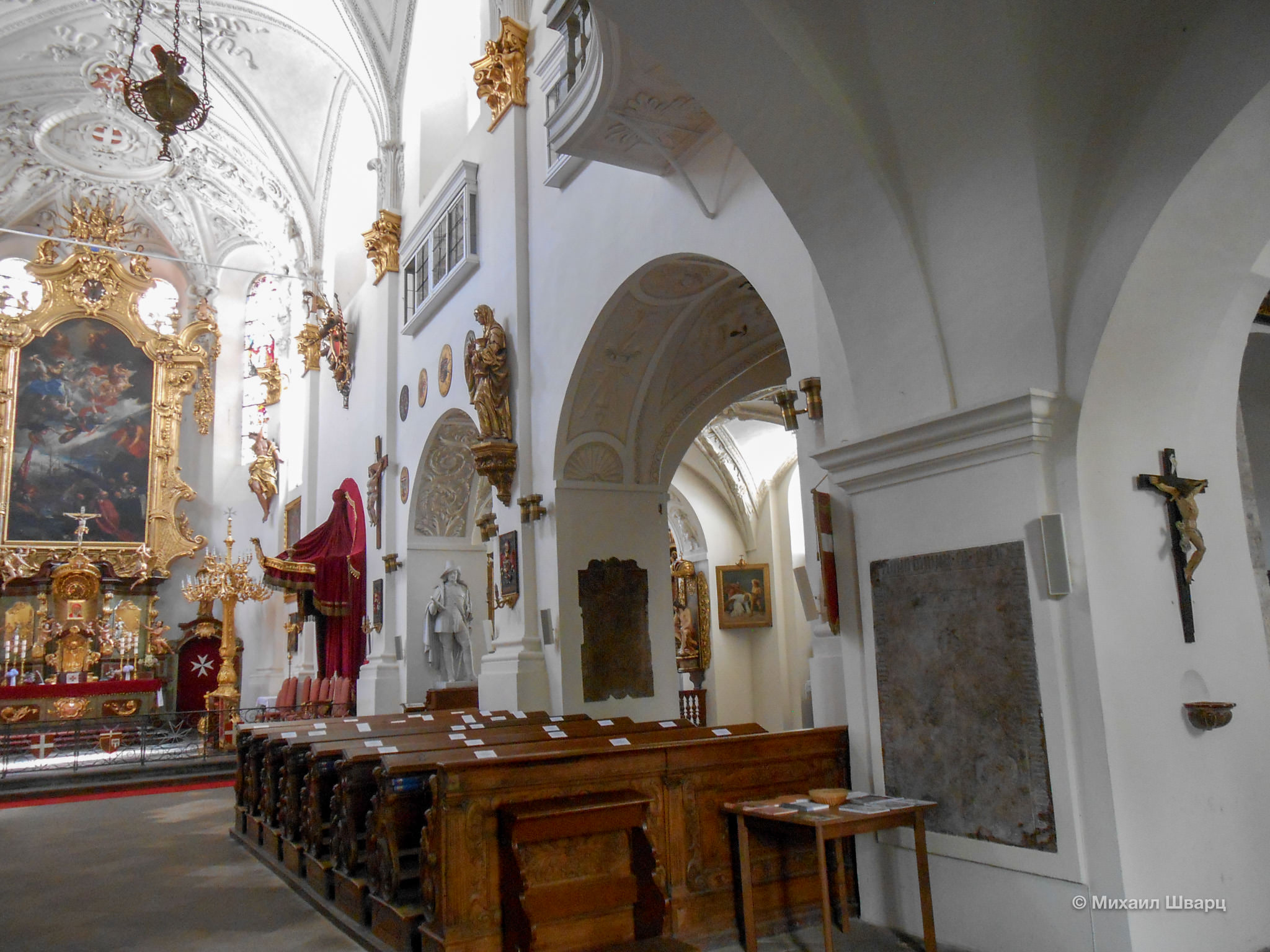 Интерьер церкви