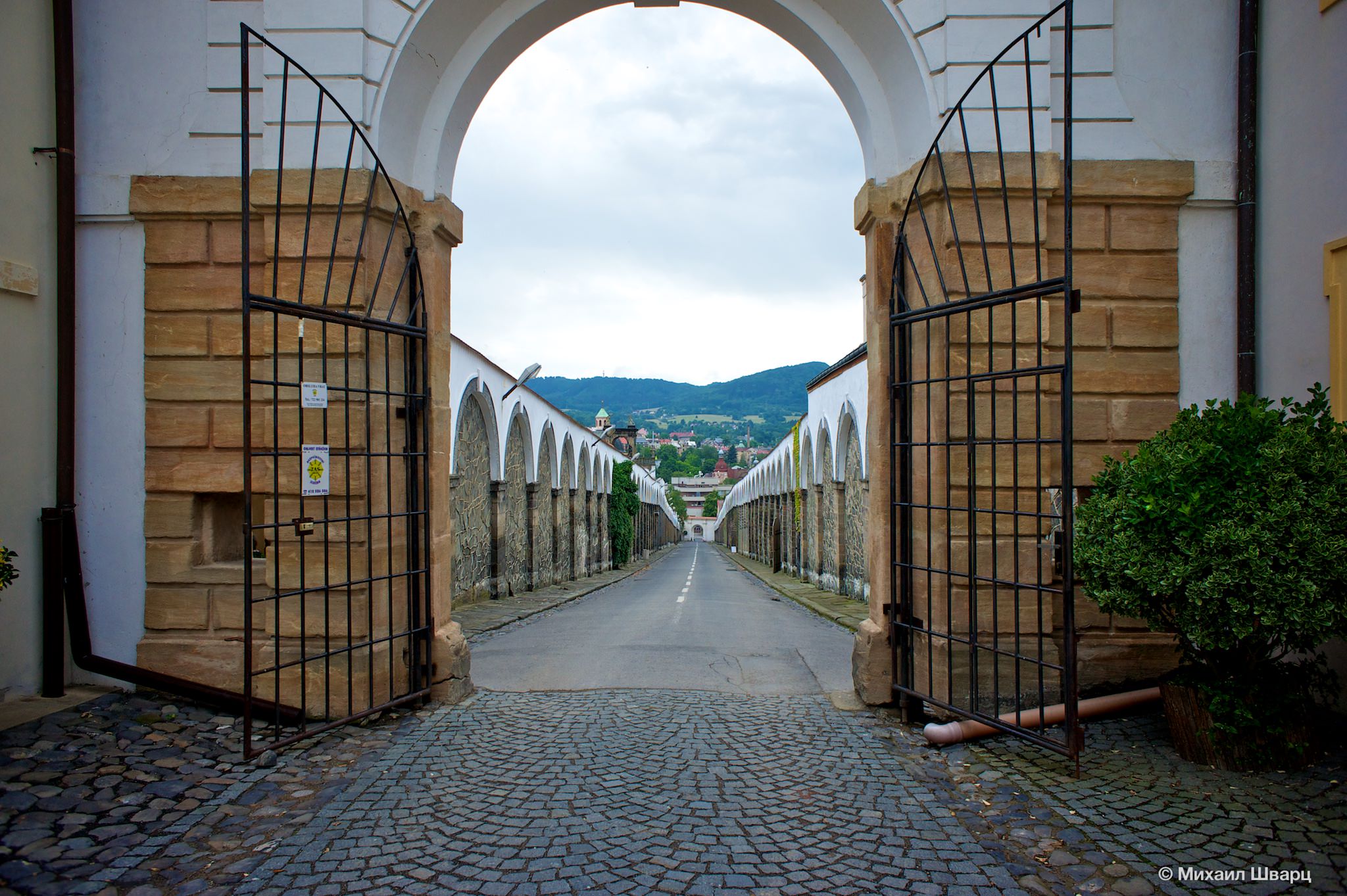 Дорога к Дечинскому замку