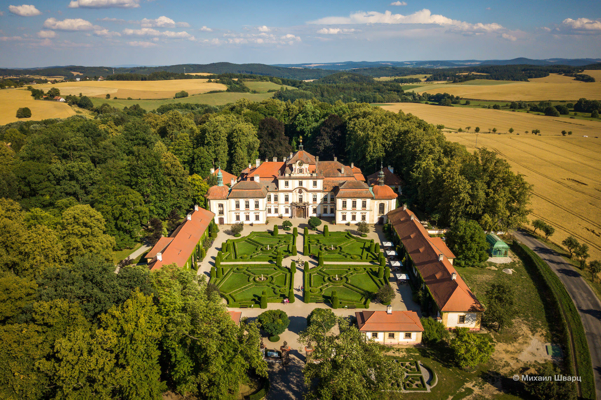 Замок Емниште