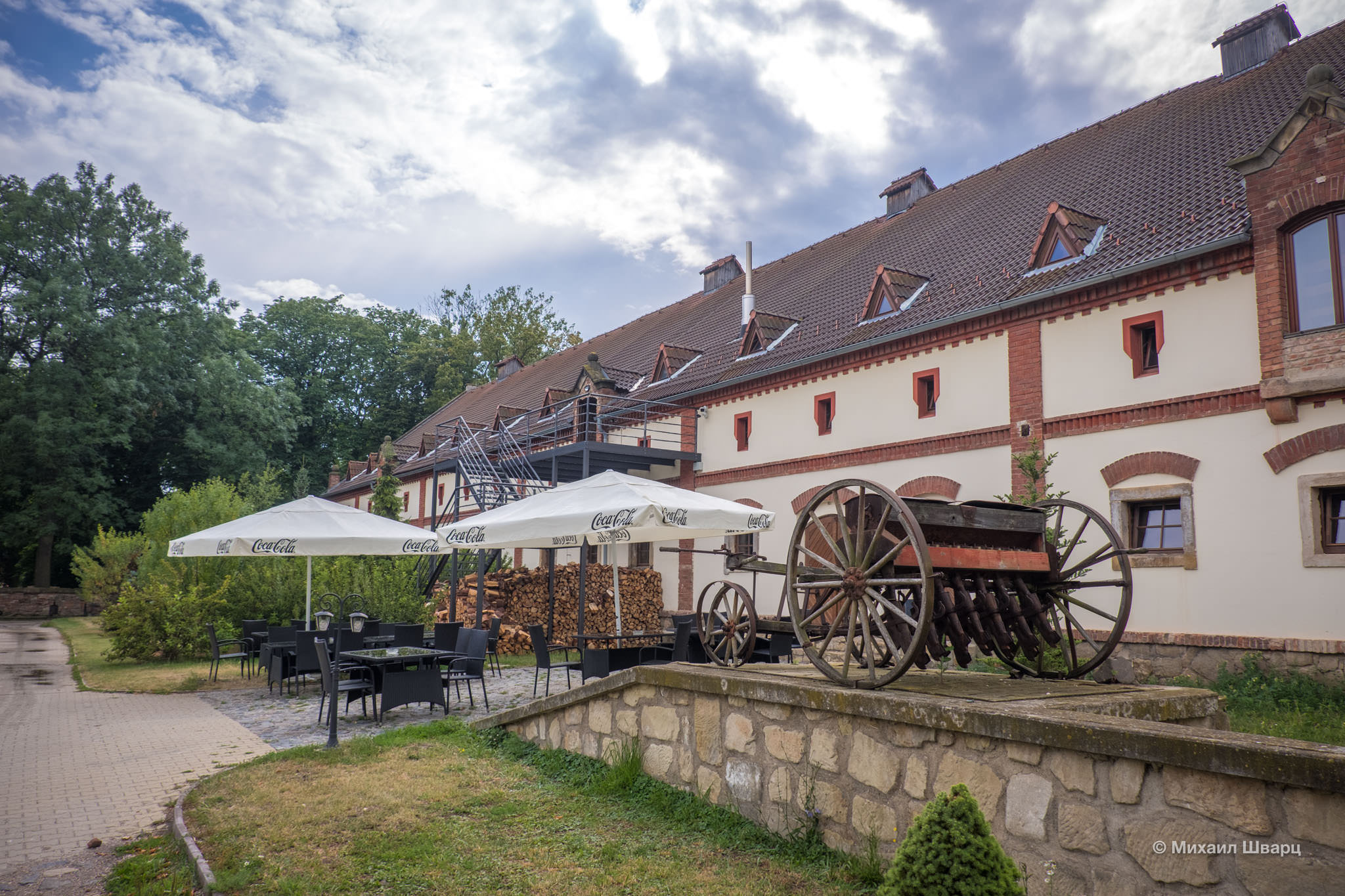 Гостиница и ресторан