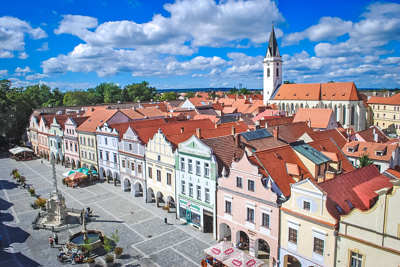 Площадь Мира