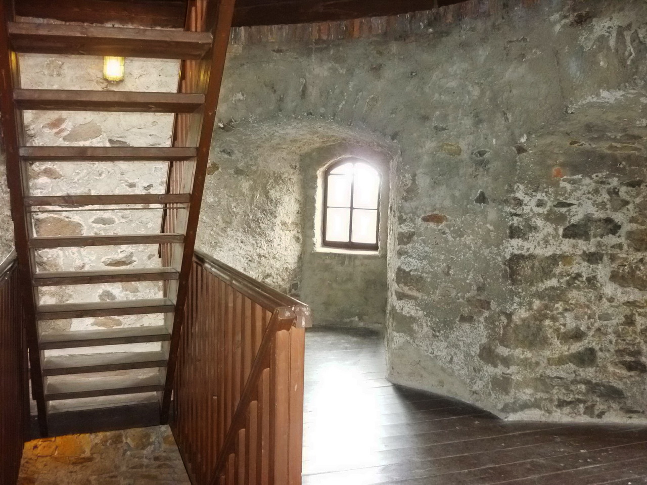 Внутри башни