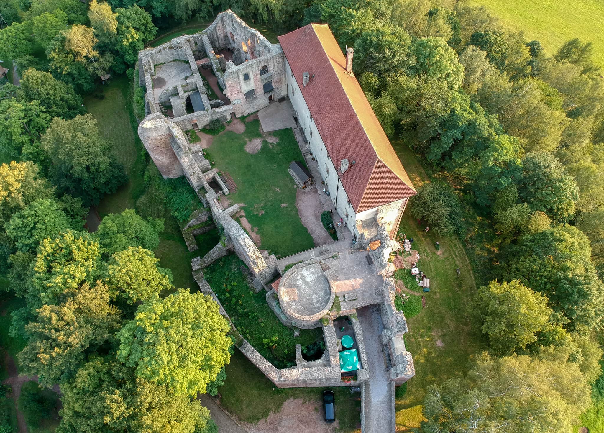 Вид на замок сверху