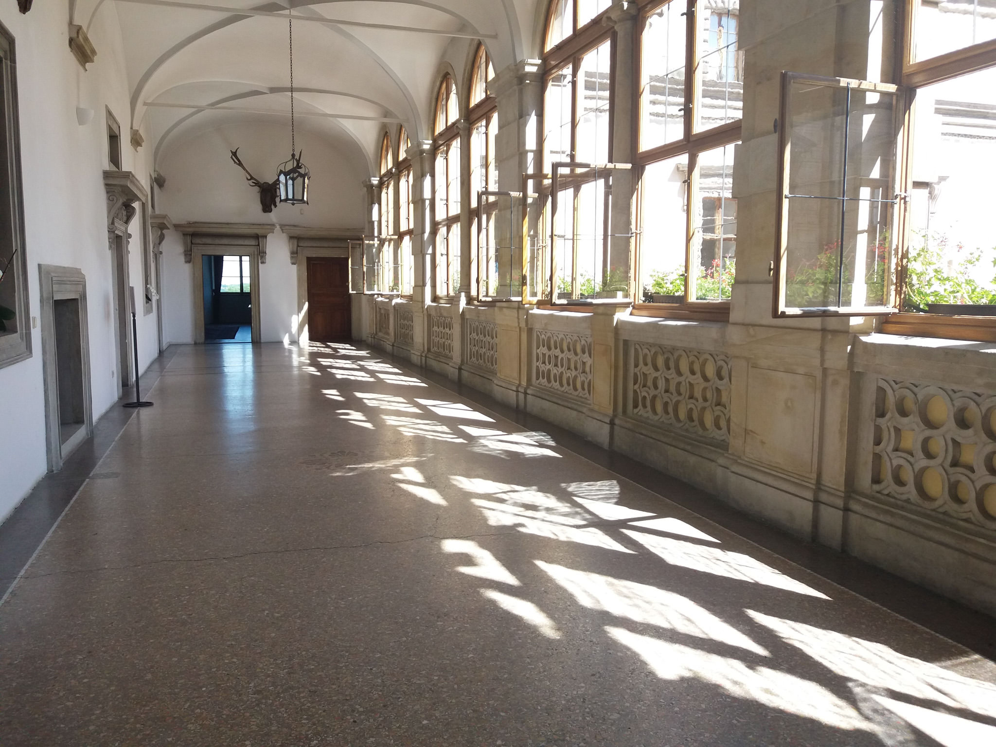 Крытая галерея