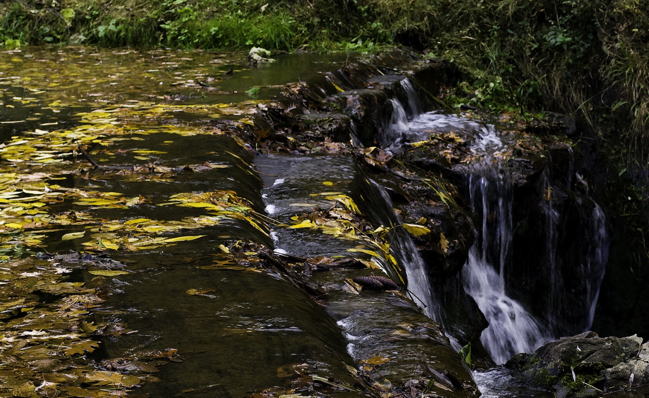 Искусственный водопад