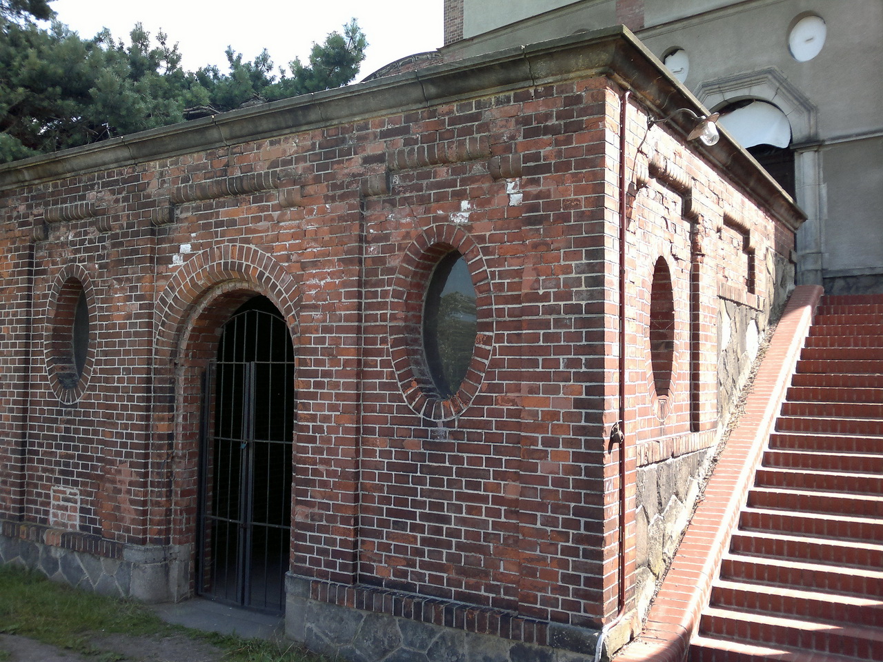 «Экотехнический музей канализации и очистных сооружений» - необычное украшение Пражской индустриальной архитектуры