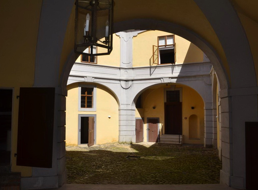 Внутренний двор