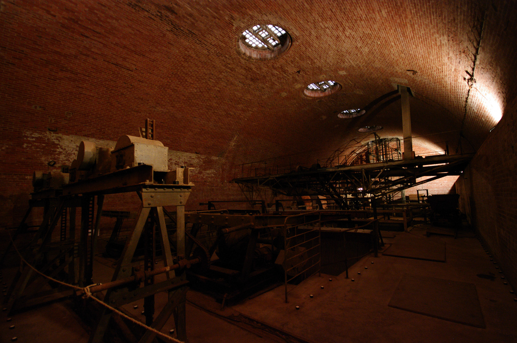 Старый завод по очистке сточных вод