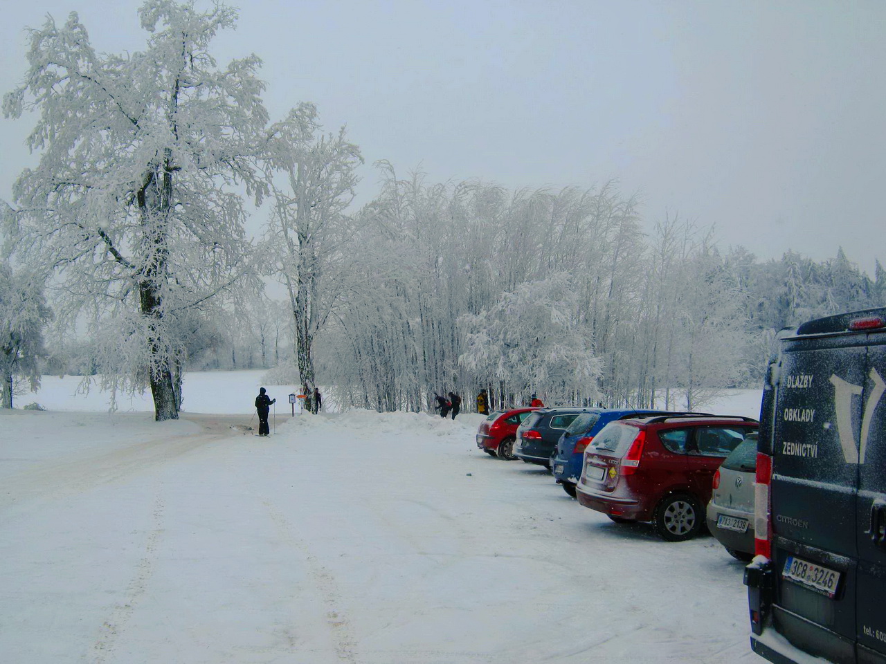 С машины на лыжи