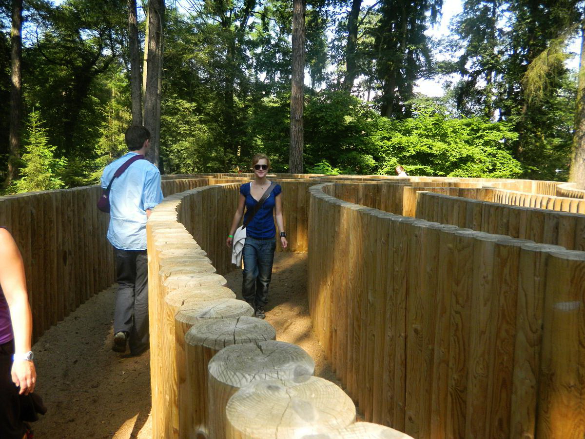 Лабиринт-частокол