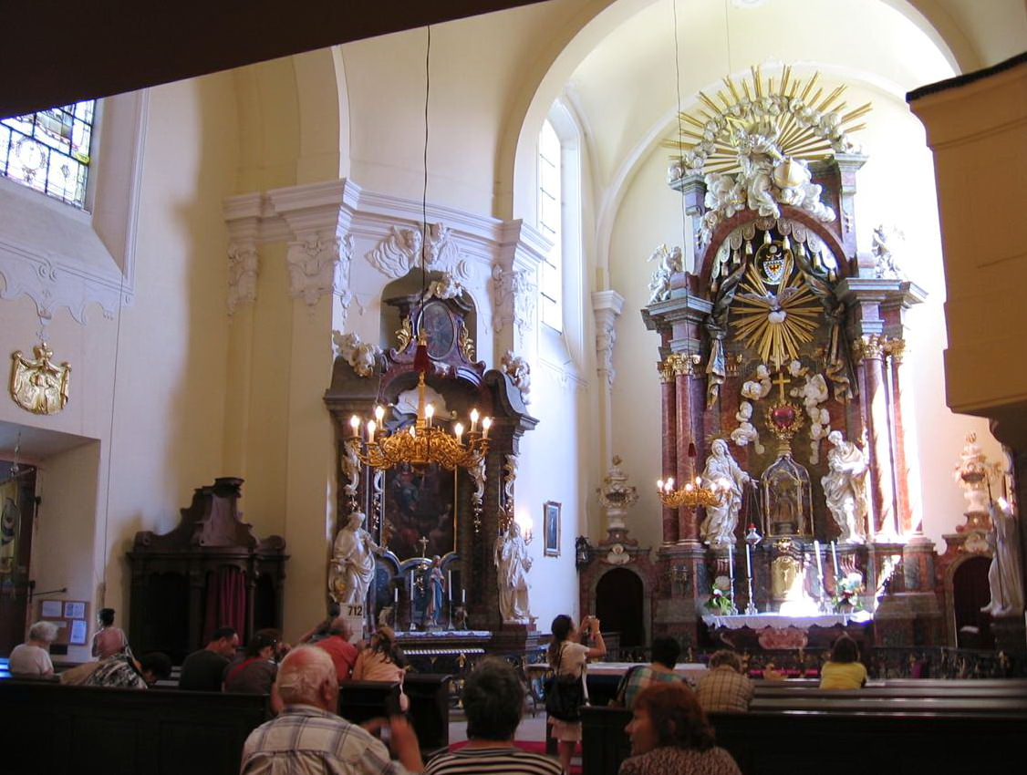 Интерьер церкви