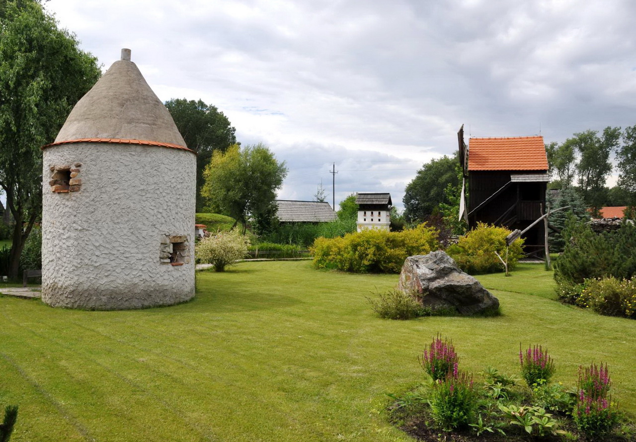 Замковый комплекс