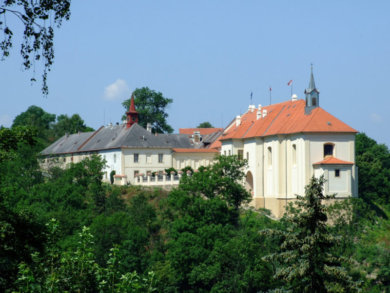 Замок Нижбор (Zámek Nižbor)