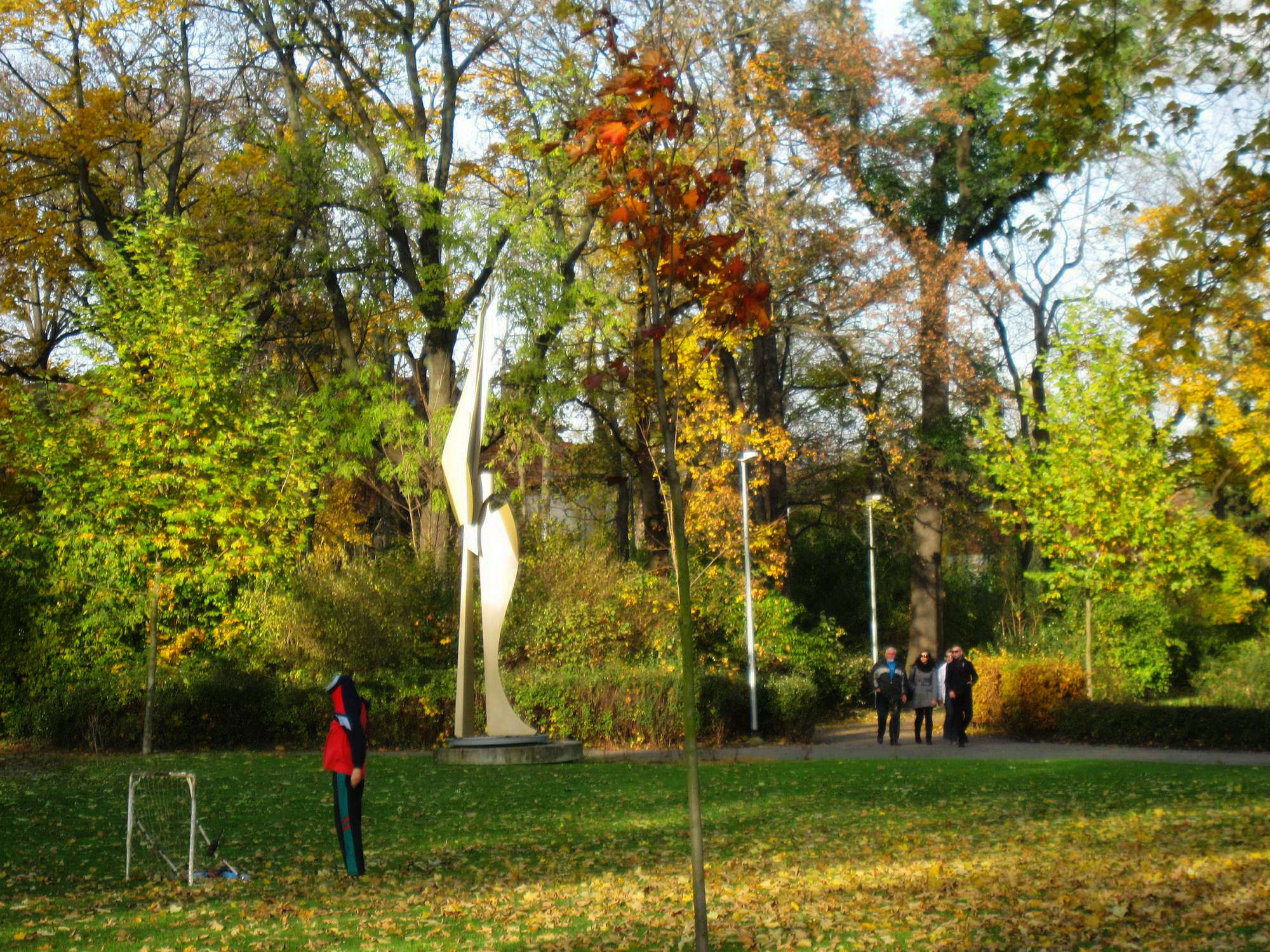 Садовая скульптура