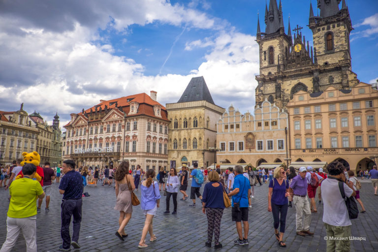 Дом У каменного колокола